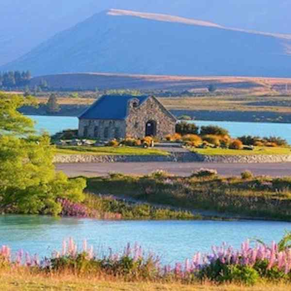 Picturesque Solo New Zealand Tour